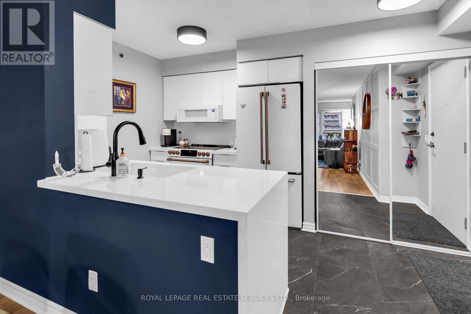 1219 - 35 Saranac Boulevard Sw, Toronto, Ontario  M6A 2G4 - Photo 7 - C12530754