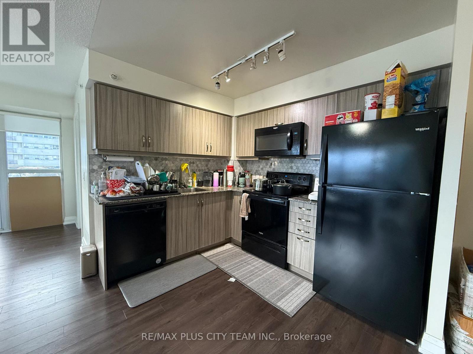 1202 - 30 Meadowglen Place, Toronto, Ontario  M1G 0A6 - Photo 6 - E12530608