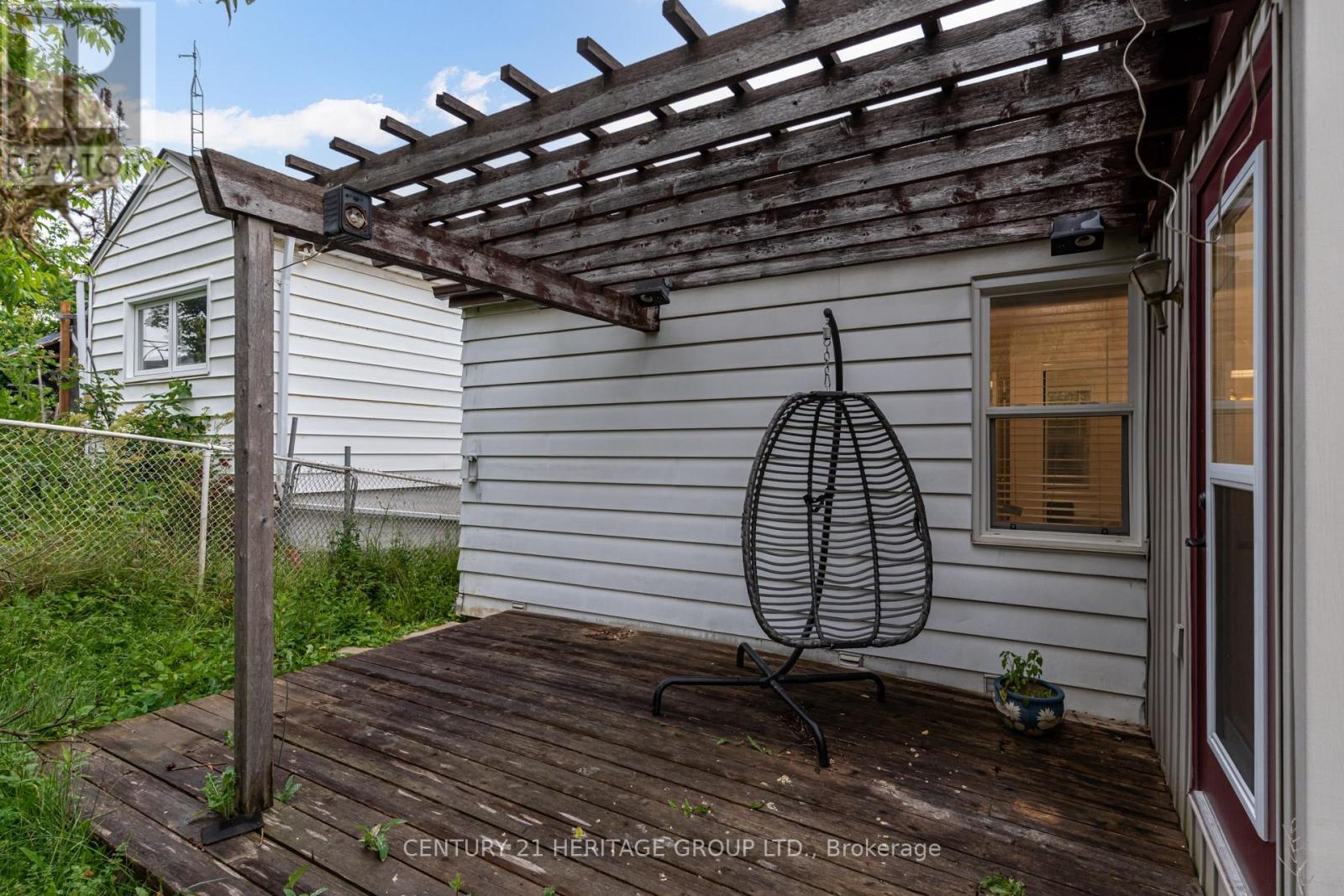 Main (Upper Level) - 302 Avenue Road S, Newmarket, Ontario  L3Y 1P2 - Photo 28 - N12530612