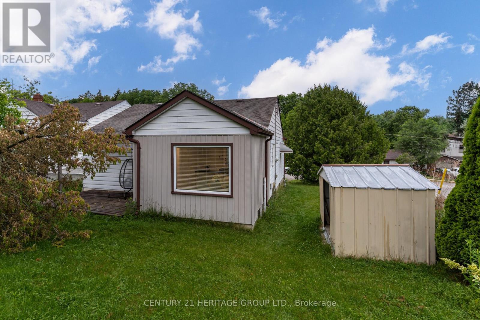 Main (Upper Level) - 302 Avenue Road S, Newmarket, Ontario  L3Y 1P2 - Photo 34 - N12530612