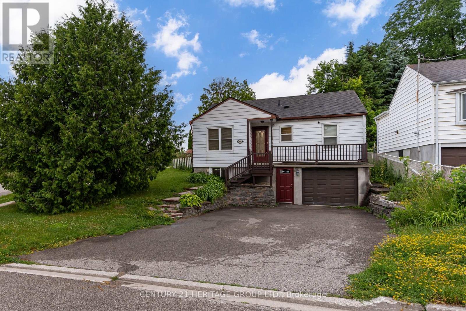 BSMT - 302 AVENUE ROAD, Newmarket, Ontario