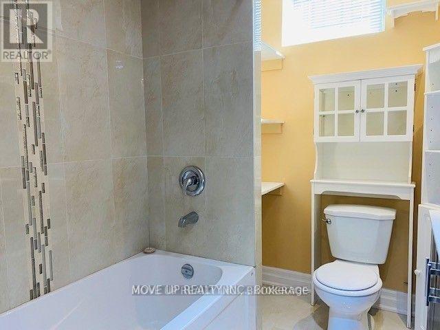 Lower - 189 Wolf Creek Crescent, Vaughan, Ontario  L6A 4C1 - Photo 9 - N12530776