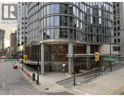 350 320 GRANVILLE STREET, Vancouver, British Columbia