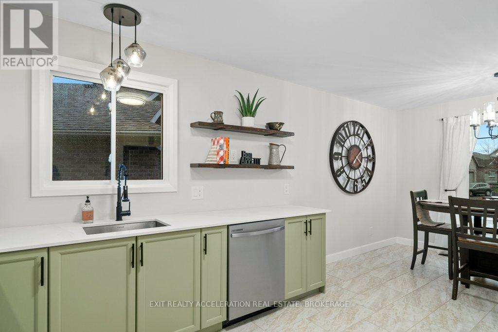 753 Shire's Way, Kingston, Ontario  K7M 8X9 - Photo 11 - X12530782