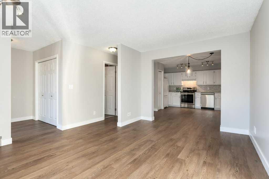 4, 1939 25a Street Sw, Calgary, Alberta  T3E 1Y6 - Photo 7 - A2262576