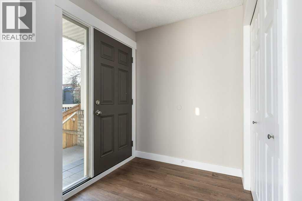 4, 1939 25a Street Sw, Calgary, Alberta  T3E 1Y6 - Photo 3 - A2262576