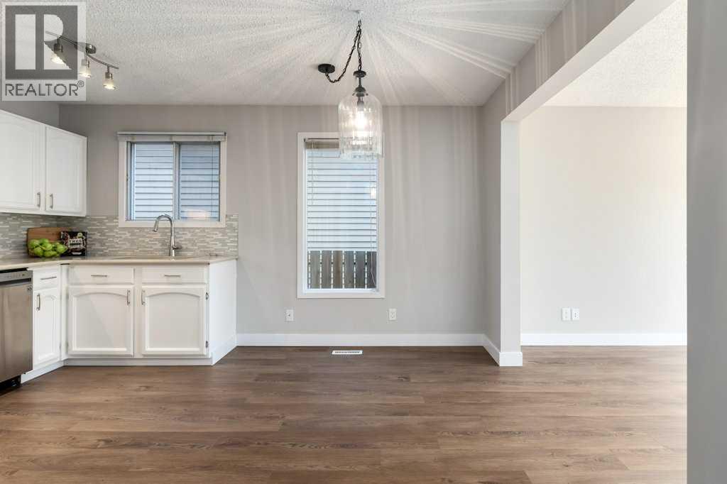 4, 1939 25a Street Sw, Calgary, Alberta  T3E 1Y6 - Photo 14 - A2262576