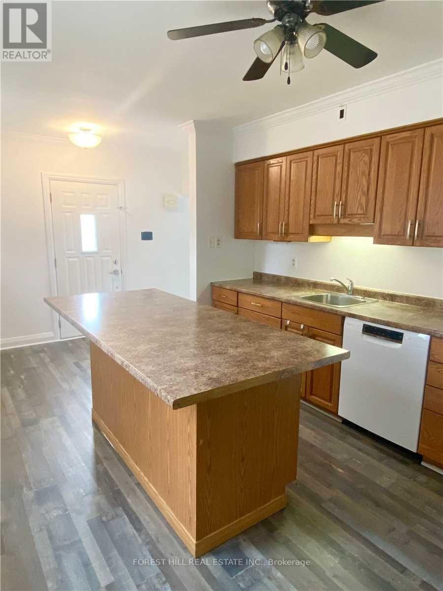 125 Innisfil Street, Barrie, Ontario  L4N 3E6 - Photo 6 - S12530778