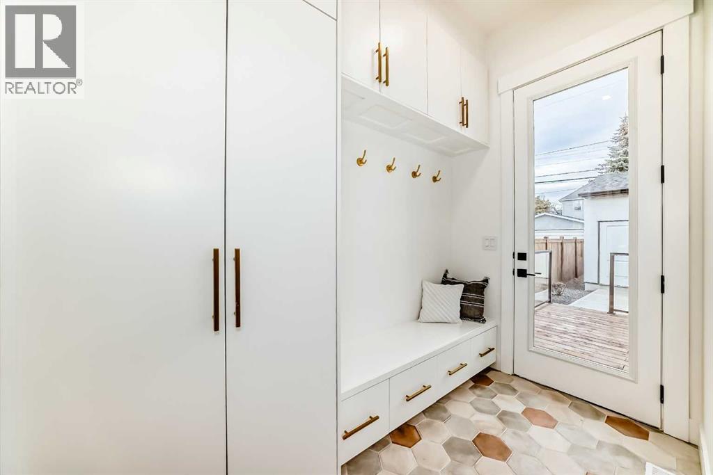 214 27 Avenue Nw, Calgary, Alberta  T2M 2H4 - Photo 16 - A2268969