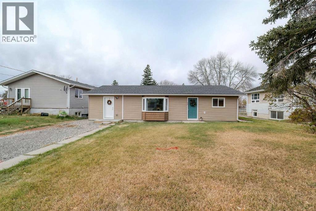 77 2 Street Se, High River, Alberta  T1V 1G6 - Photo 1 - A2269321