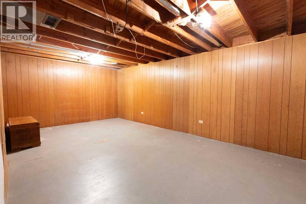 12008 Elbow Drive Sw, Calgary, Alberta  T2W 1H2 - Photo 37 - A2269896