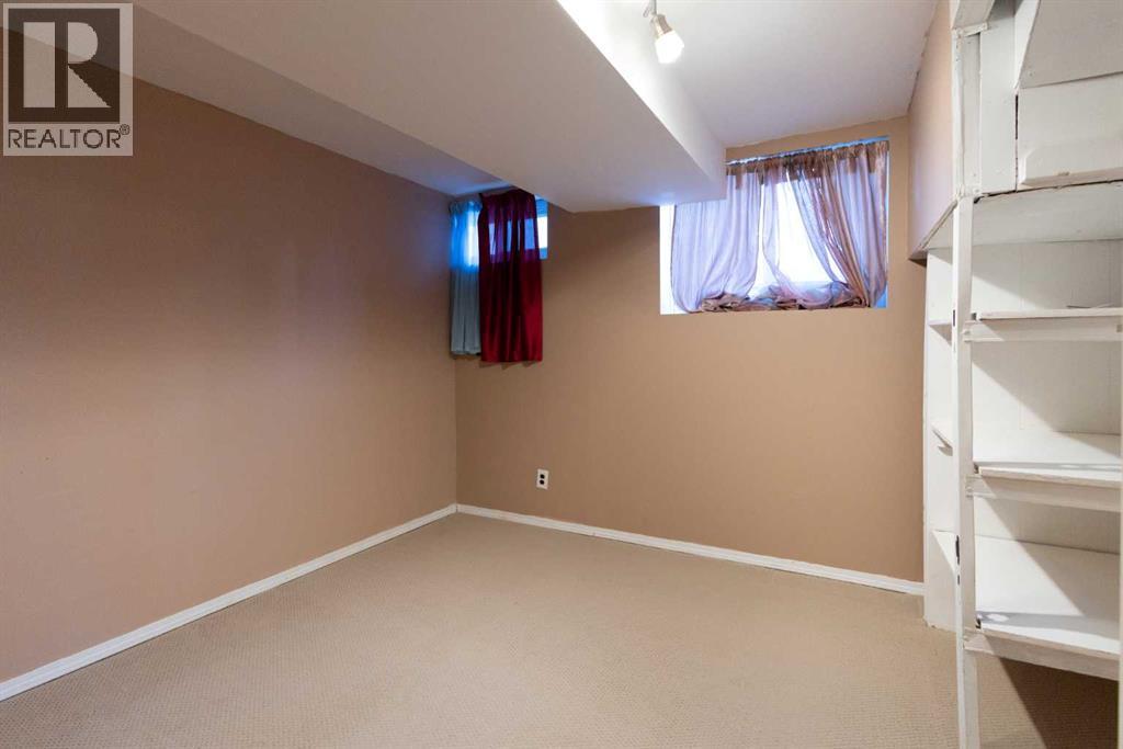 12008 Elbow Drive Sw, Calgary, Alberta  T2W 1H2 - Photo 40 - A2269896