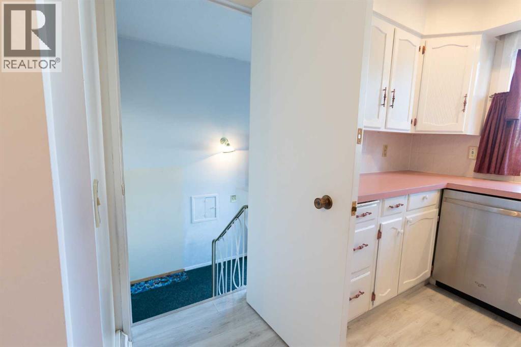 12008 Elbow Drive Sw, Calgary, Alberta  T2W 1H2 - Photo 27 - A2269896