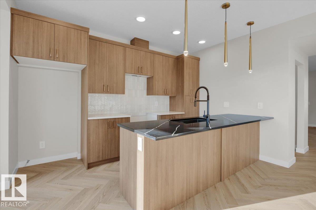 2127 Crossbill Ln Nw, Edmonton, Alberta  T5S 0W3 - Photo 13 - E4465330