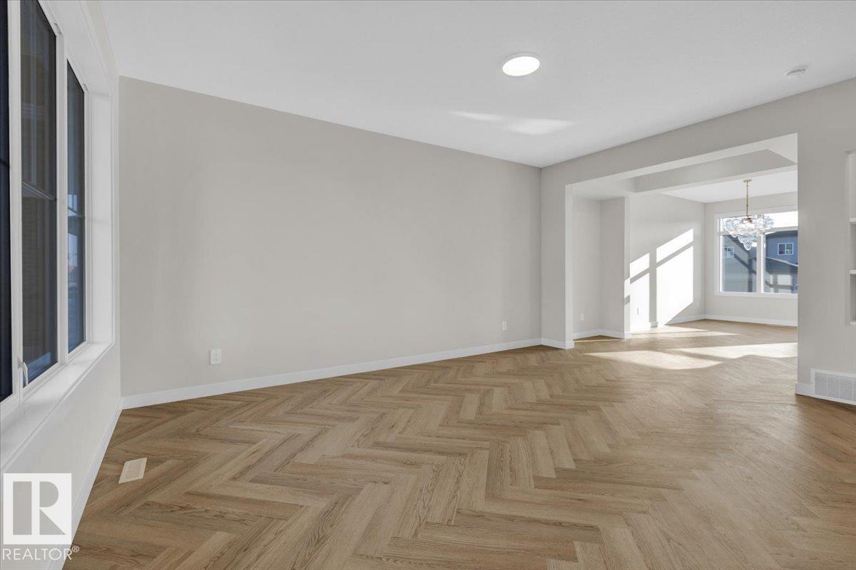 2127 Crossbill Ln Nw, Edmonton, Alberta  T5S 0W3 - Photo 3 - E4465330