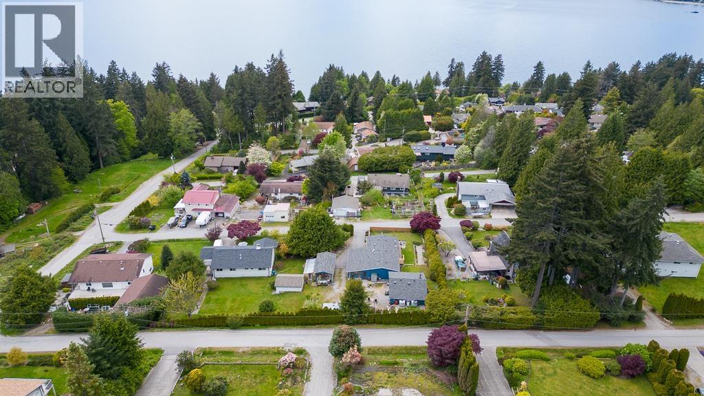 5112 Pam Road, Sechelt, British Columbia  V7Z 0G6 - Photo 16 - R3066290