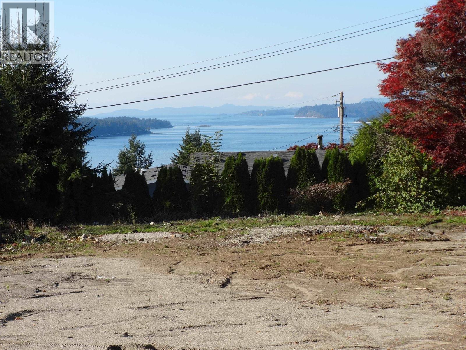 5112 Pam Road, Sechelt, British Columbia  V7Z 0G6 - Photo 5 - R3066290