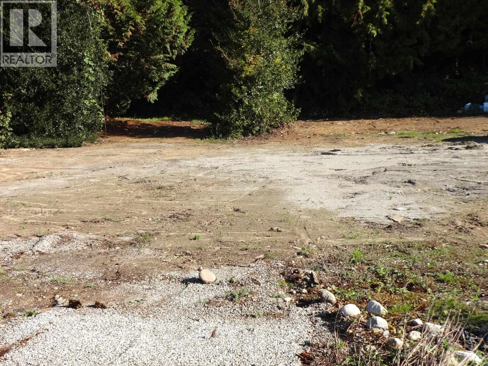 5112 Pam Road, Sechelt, British Columbia  V7Z 0G6 - Photo 9 - R3066290