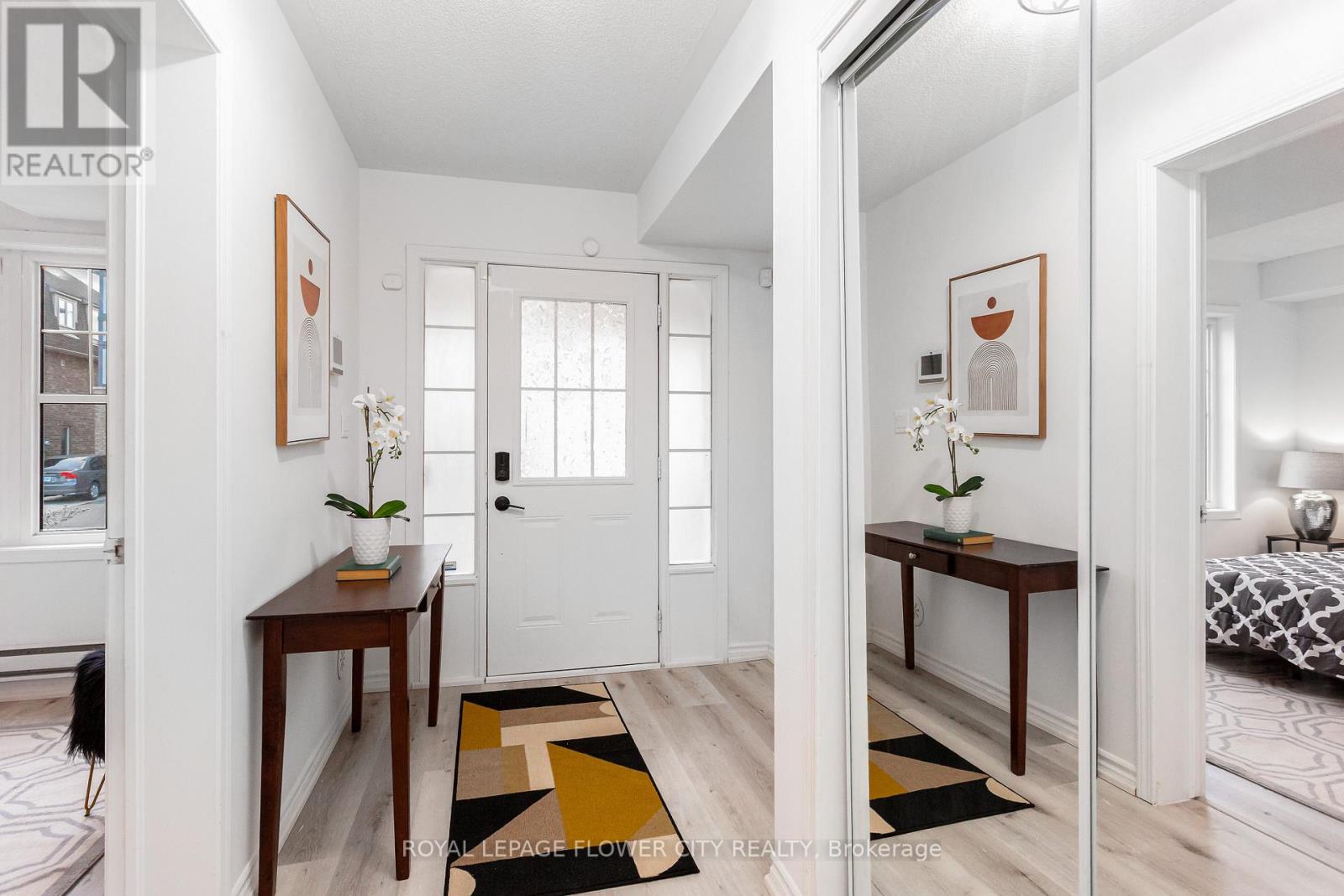 41 Vanhorne Close, Brampton, Ontario  L7A 0X8 - Photo 6 - W12530630