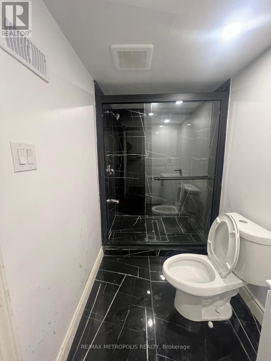 Bsmt - 69 Jessop Drive, Brampton, Ontario  L7A 3N4 - Photo 5 - W12530646