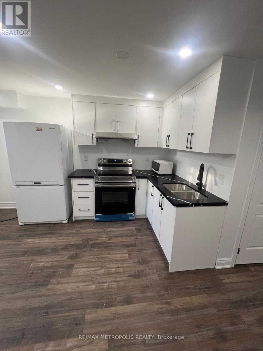 Bsmt - 69 Jessop Drive, Brampton, Ontario  L7A 3N4 - Photo 6 - W12530646