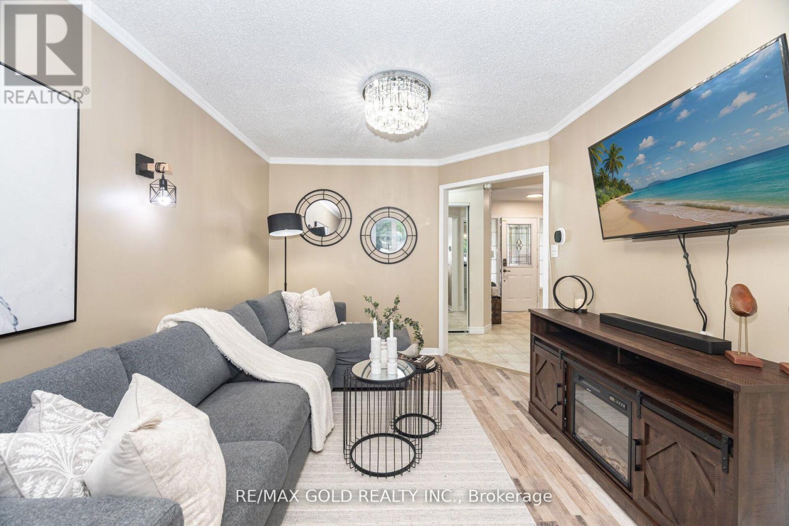 26 Flemington Drive, Caledon, Ontario  L7C 1B5 - Photo 13 - W12530650