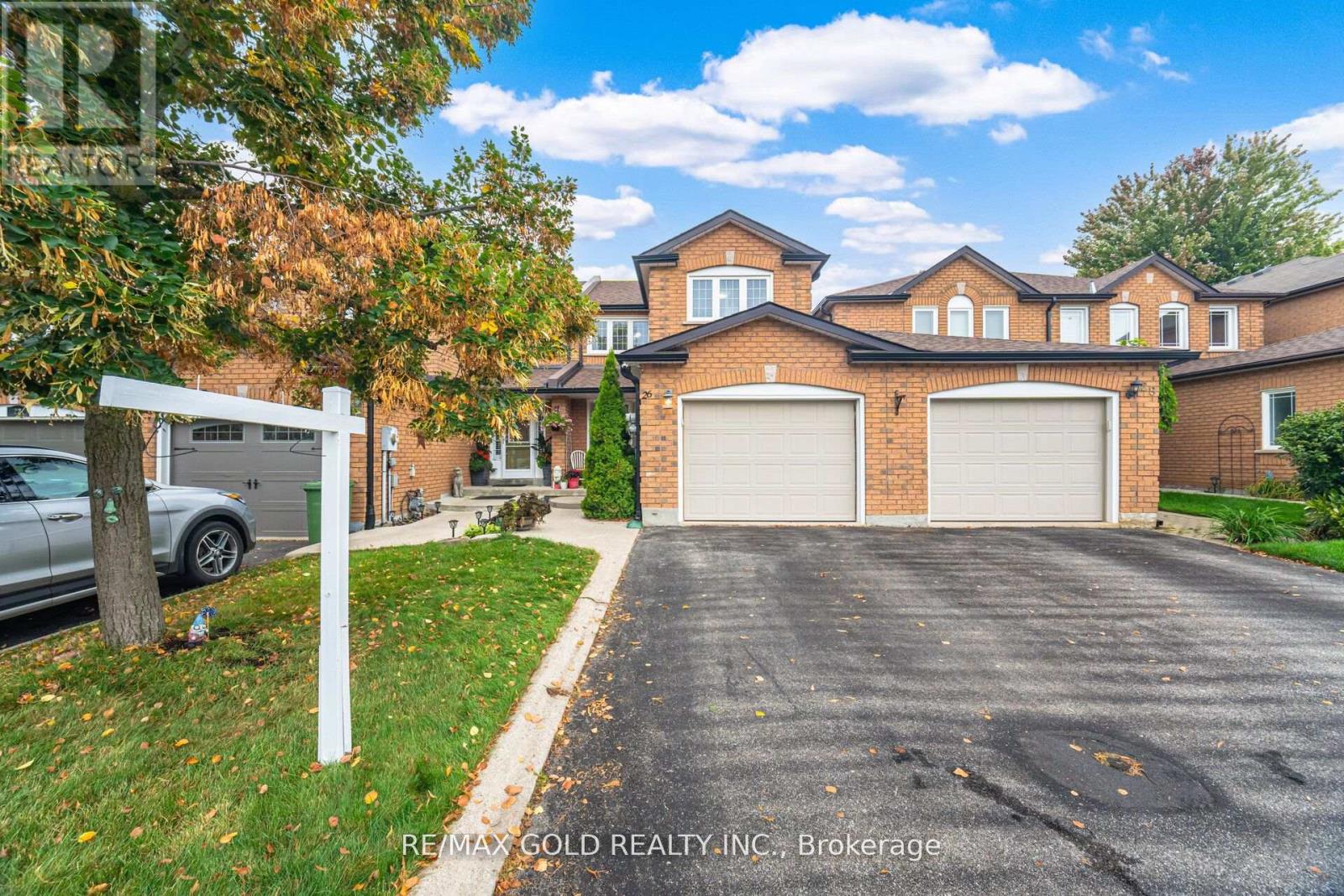 26 Flemington Drive, Caledon, Ontario  L7C 1B5 - Photo 6 - W12530650
