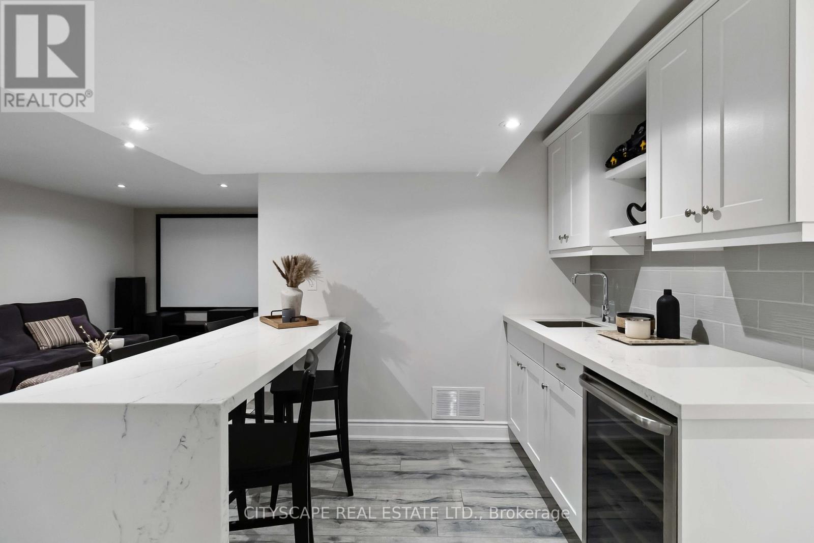 4269 Vivaldi Road, Burlington, Ontario  L7M 0N4 - Photo 37 - W12530738