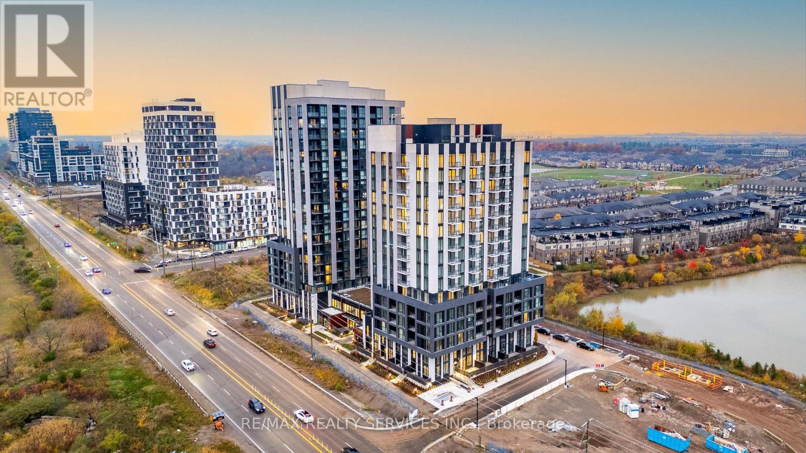 3071 TRAFALGAR ROAD, Oakville, Ontario