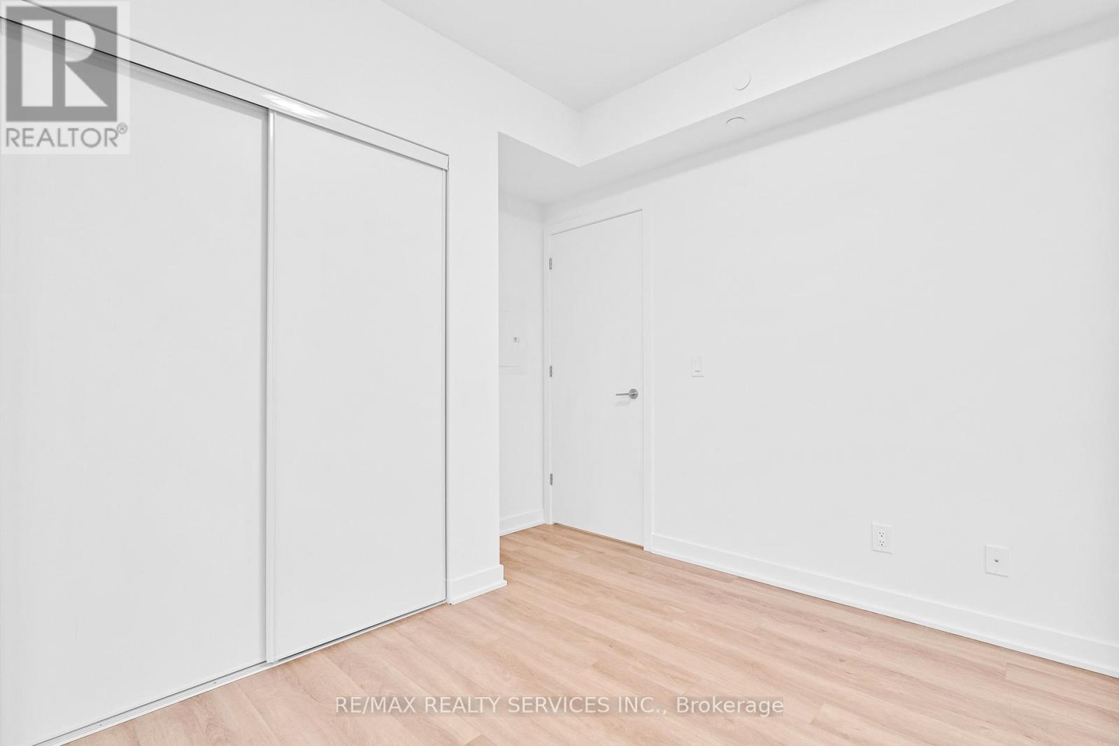 3071 Trafalgar Road, Oakville, Ontario  L6H 8C6 - Photo 15 - W12530770