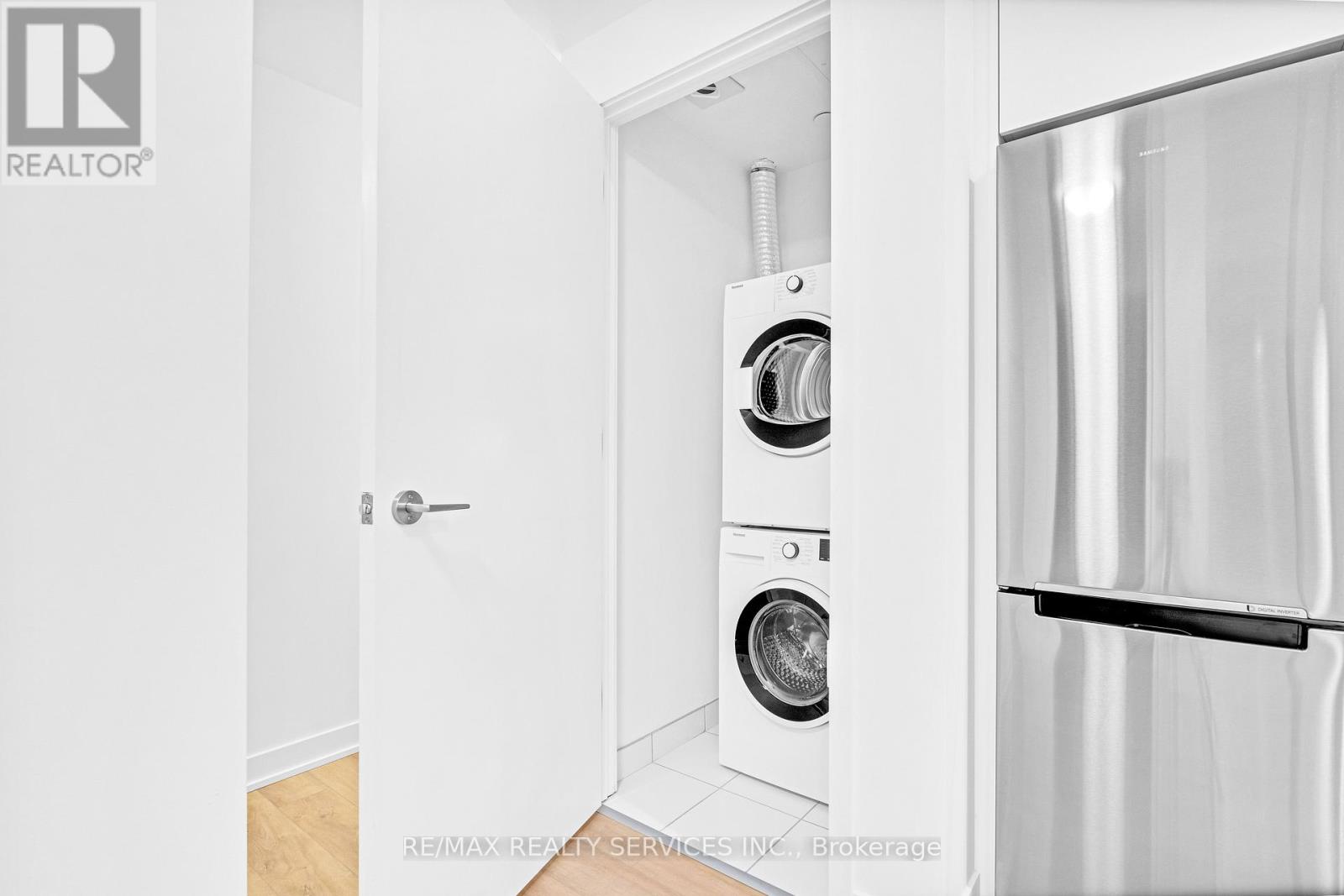 3071 Trafalgar Road, Oakville, Ontario  L6H 8C6 - Photo 18 - W12530770