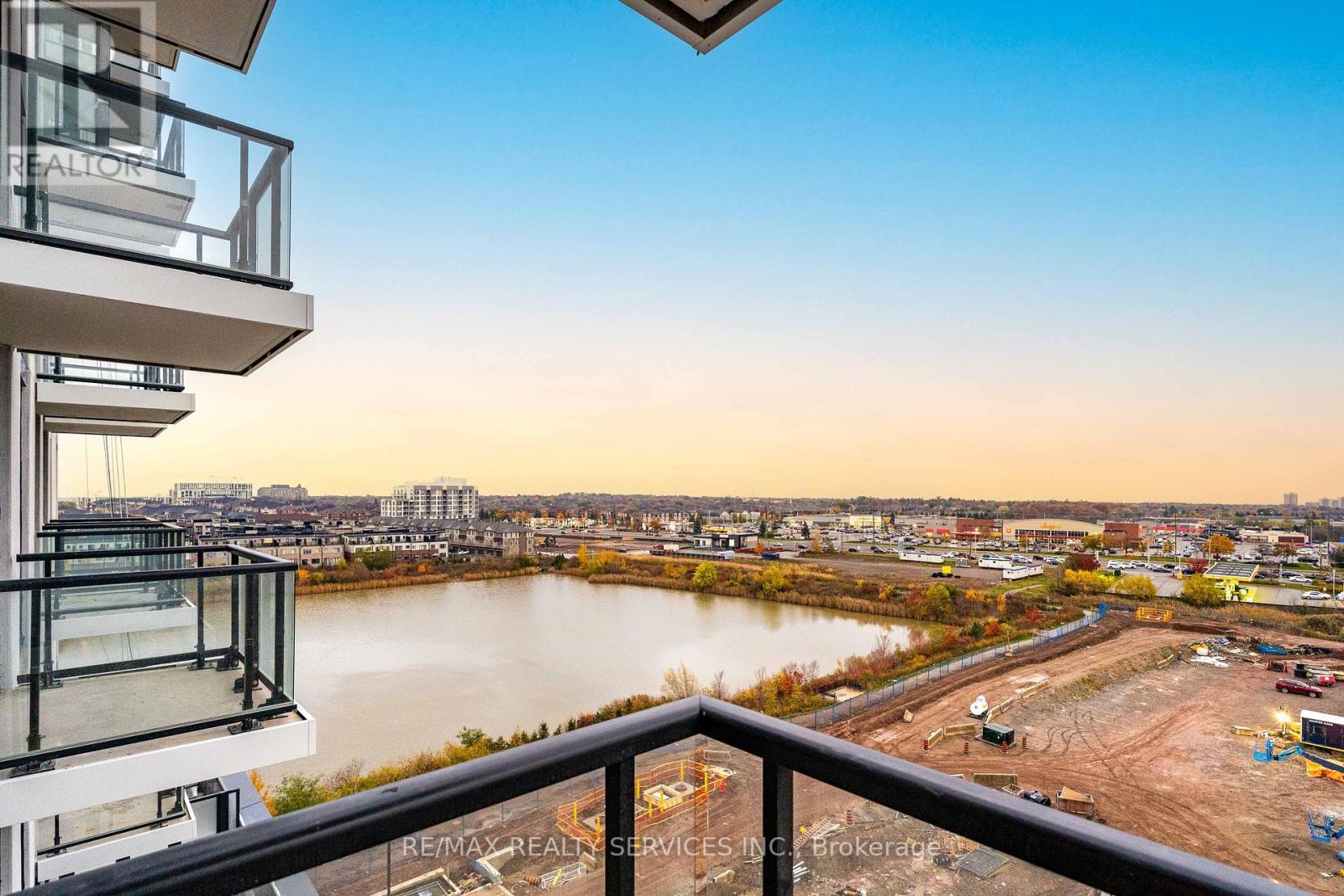 3071 Trafalgar Road, Oakville, Ontario  L6H 8C6 - Photo 21 - W12530770