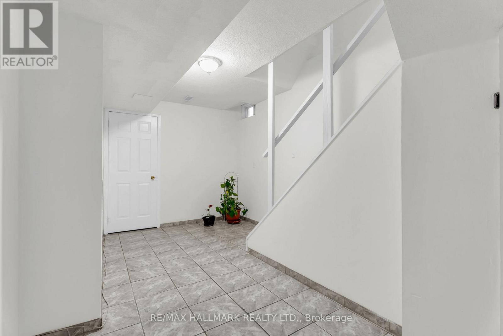 16 Pacific Wind Crescent, Brampton, Ontario  L6R 1Z9 - Photo 19 - W12529182