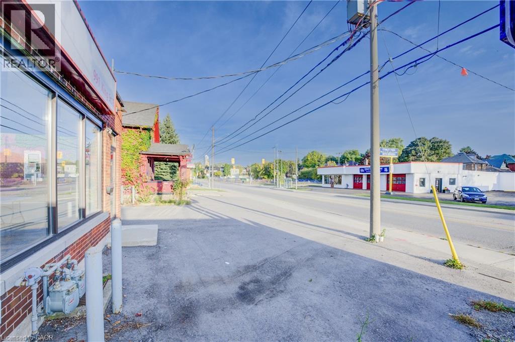 983 & 991-995 King St. E. & 512-516, 520 Charles St. E. Street, Kitchener, Ontario  N2G 2R2 - Photo 18 - 40787285