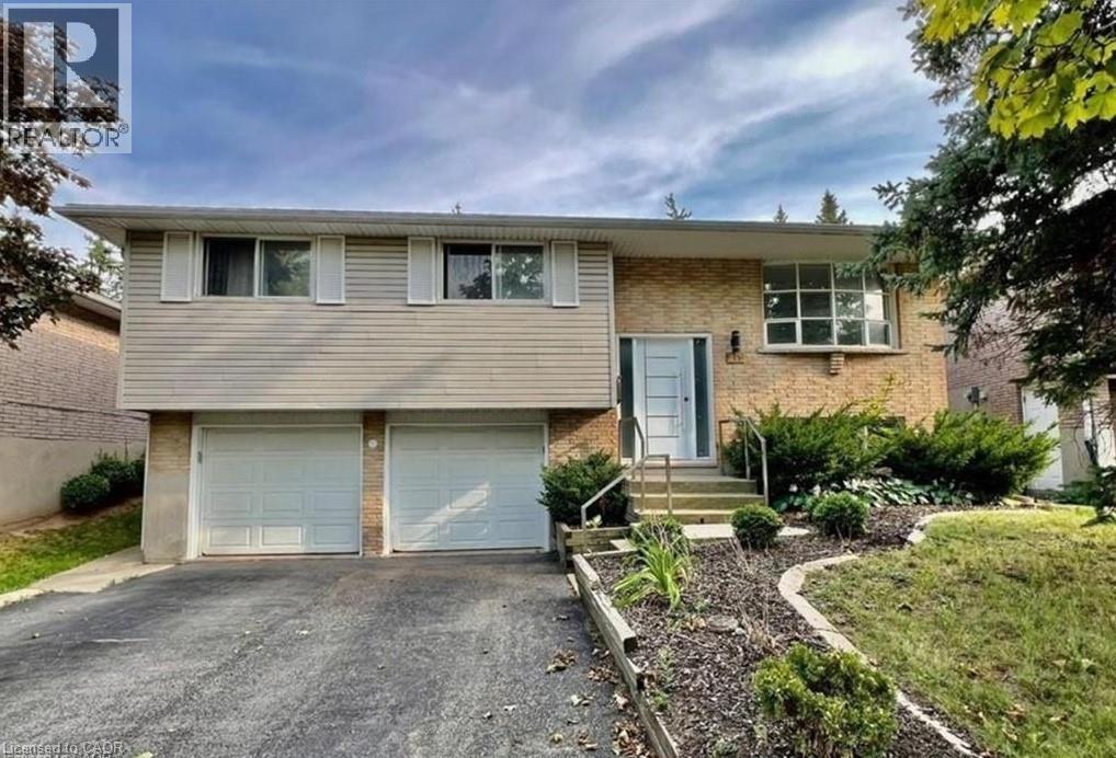 213 Northlake Drive, Waterloo, Ontario  N2V 1A6 - Photo 1 - 40786900