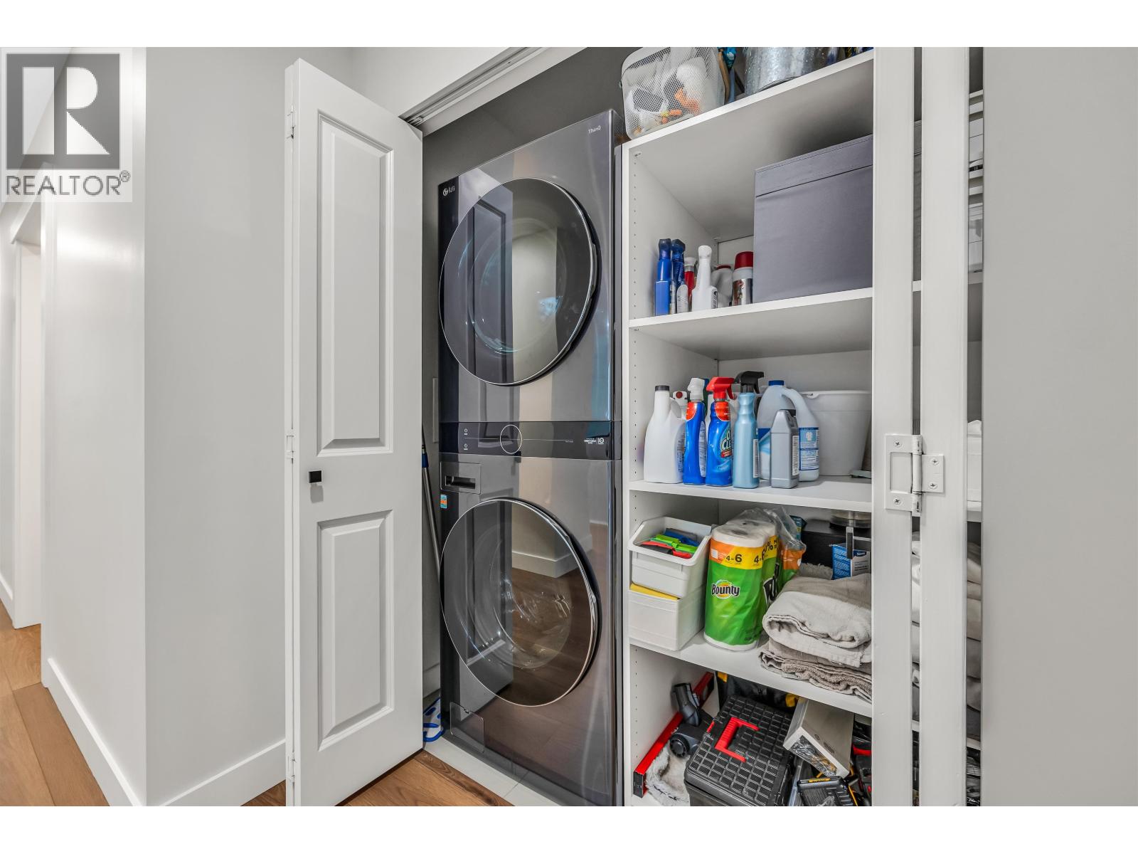 404 2632 Library Lane, North Vancouver, British Columbia  V7J 0B8 - Photo 32 - R3066271