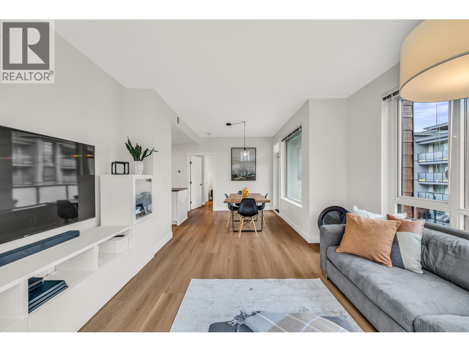 404 2632 Library Lane, North Vancouver, British Columbia  V7J 0B8 - Photo 6 - R3066271