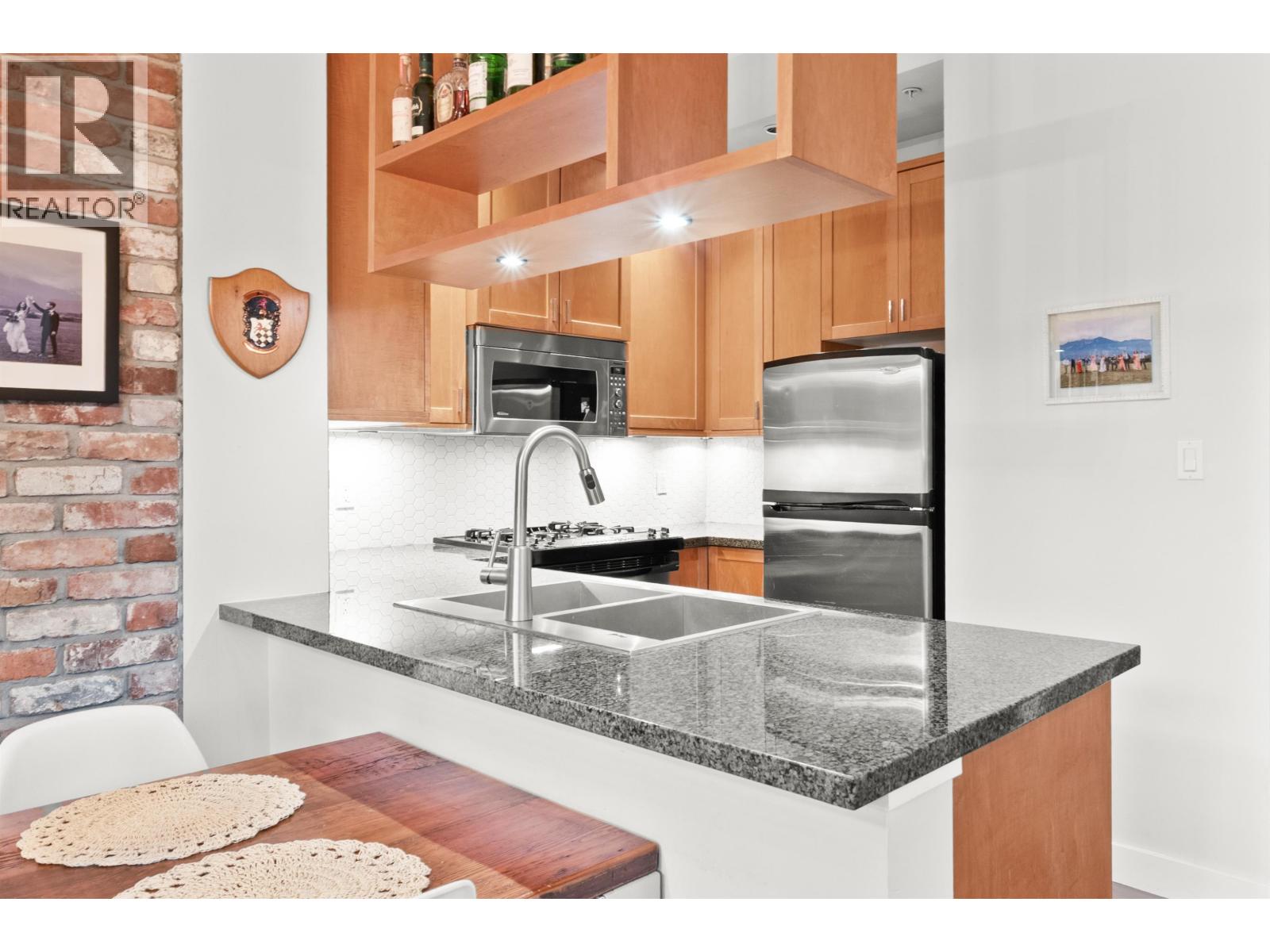 207 2515 Ontario Street, Vancouver, British Columbia  V5T 4V4 - Photo 6 - R3066287