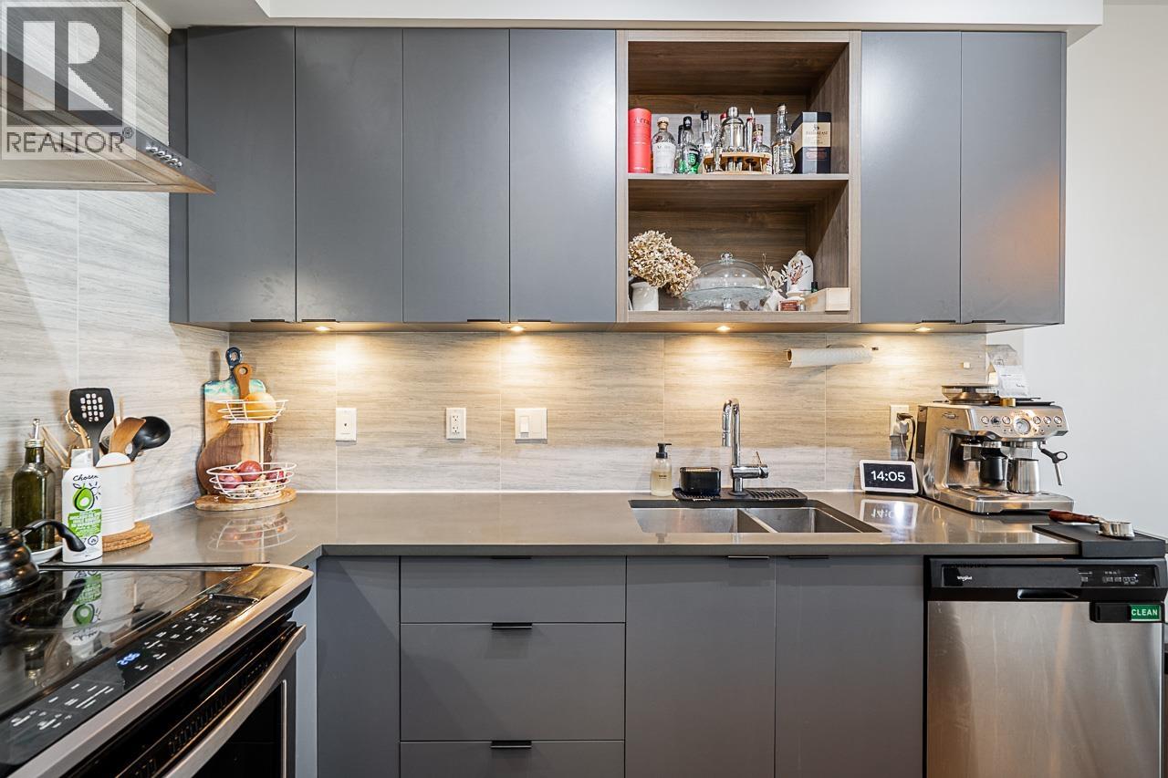 Ph18 5355 Lane Street, Burnaby, British Columbia  V5H 0H1 - Photo 19 - R3066291