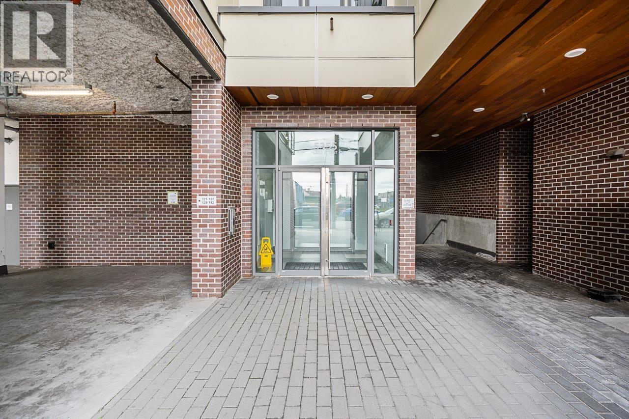 Ph18 5355 Lane Street, Burnaby, British Columbia  V5H 0H1 - Photo 4 - R3066291