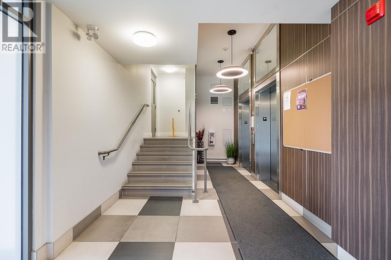 Ph18 5355 Lane Street, Burnaby, British Columbia  V5H 0H1 - Photo 5 - R3066291