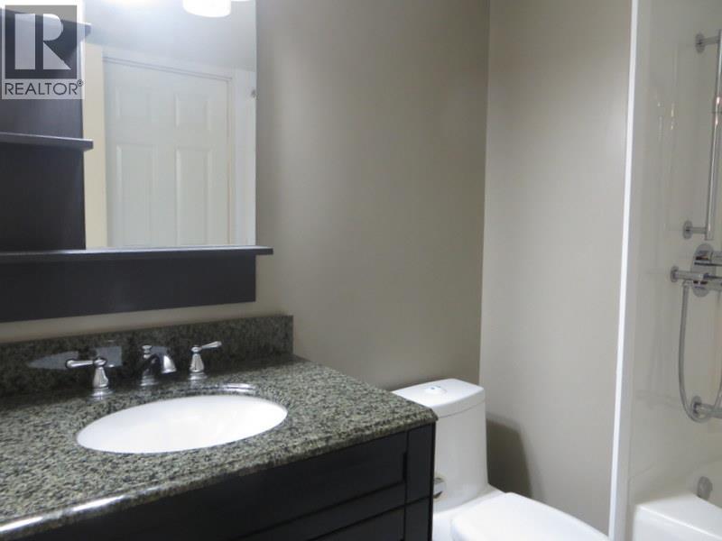 203 4323 Gallant Avenue, North Vancouver, British Columbia  V7G 2C1 - Photo 17 - R3066295