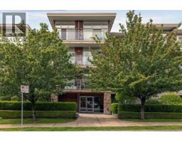 PH7 1033 ST GEORGES AVENUE