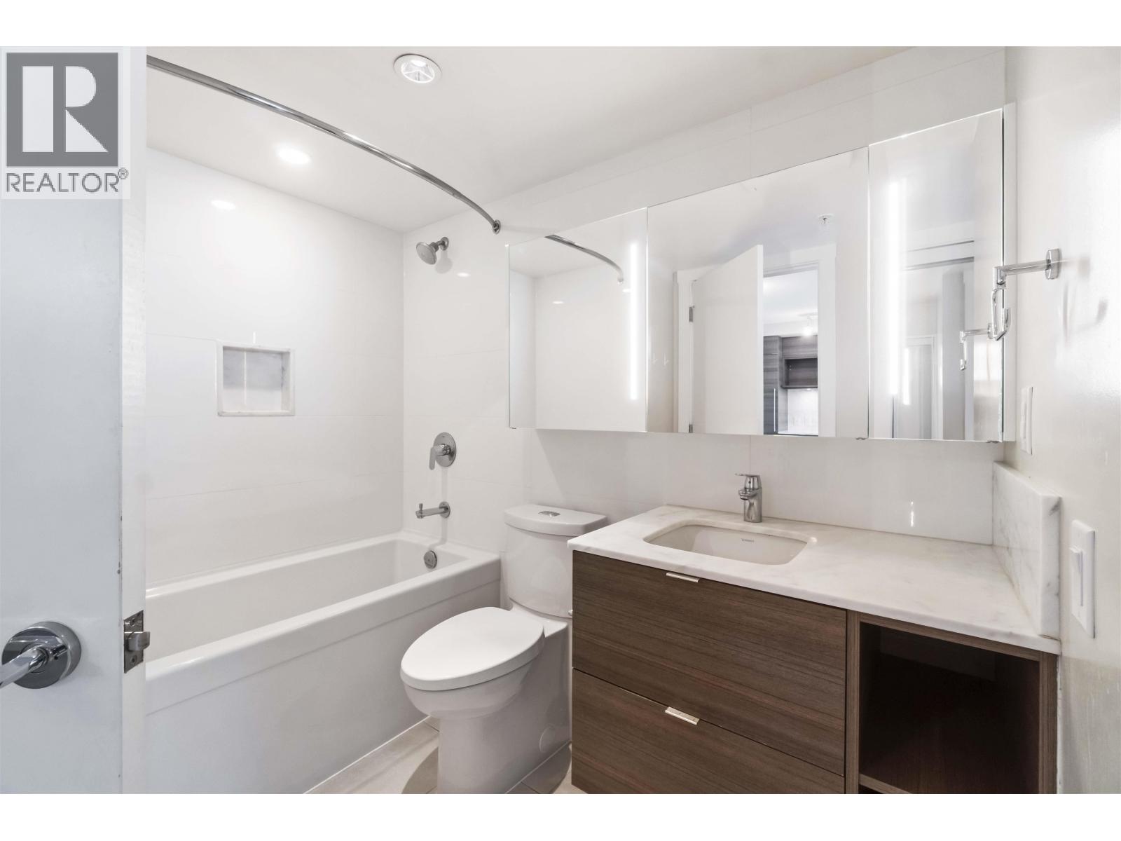 1107 602 Como Lake Avenue, Coquitlam, British Columbia  V3J 0G2 - Photo 10 - R3066327