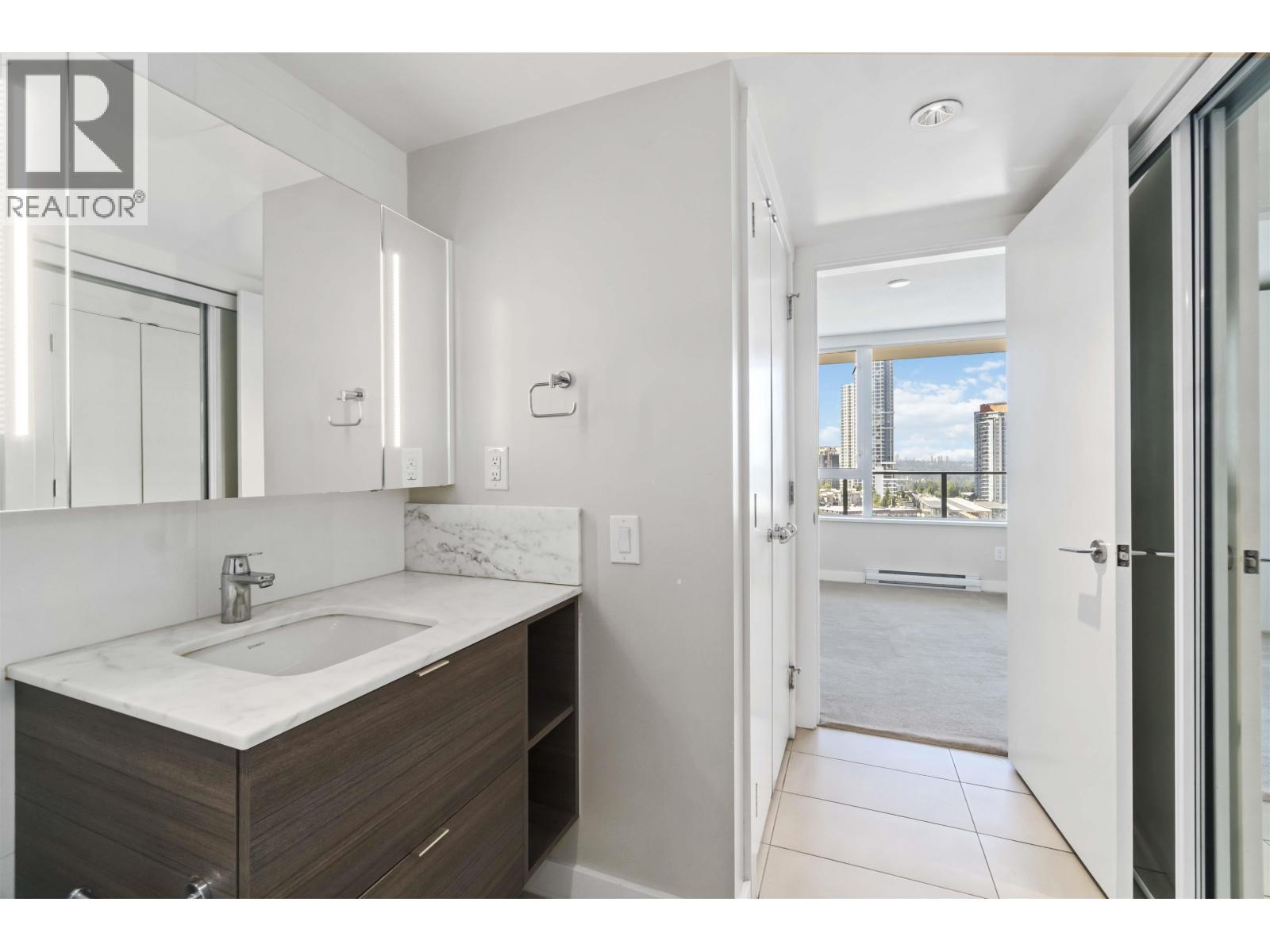 1107 602 Como Lake Avenue, Coquitlam, British Columbia  V3J 0G2 - Photo 11 - R3066327