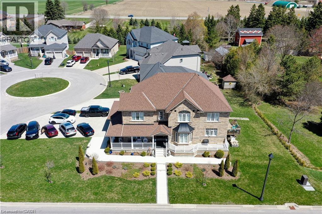 11 AITKEN Court, Fergus, Ontario