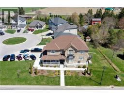 11 AITKEN Court, Fergus, Ontario