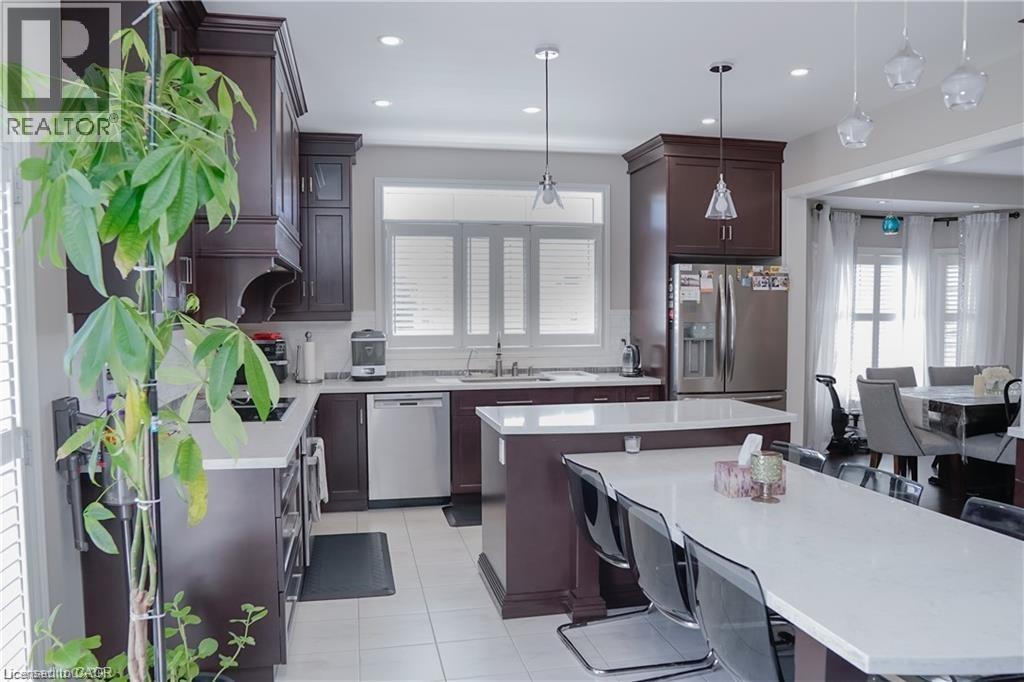 11 Aitken Court, Fergus, Ontario  N1M 0C8 - Photo 6 - 40779981