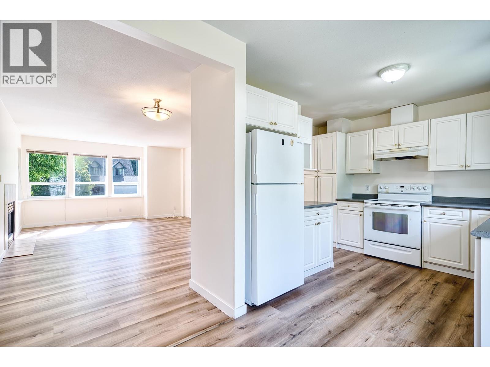 5833 Heron Place, Sechelt, British Columbia  V7Z 0R3 - Photo 16 - R3066280