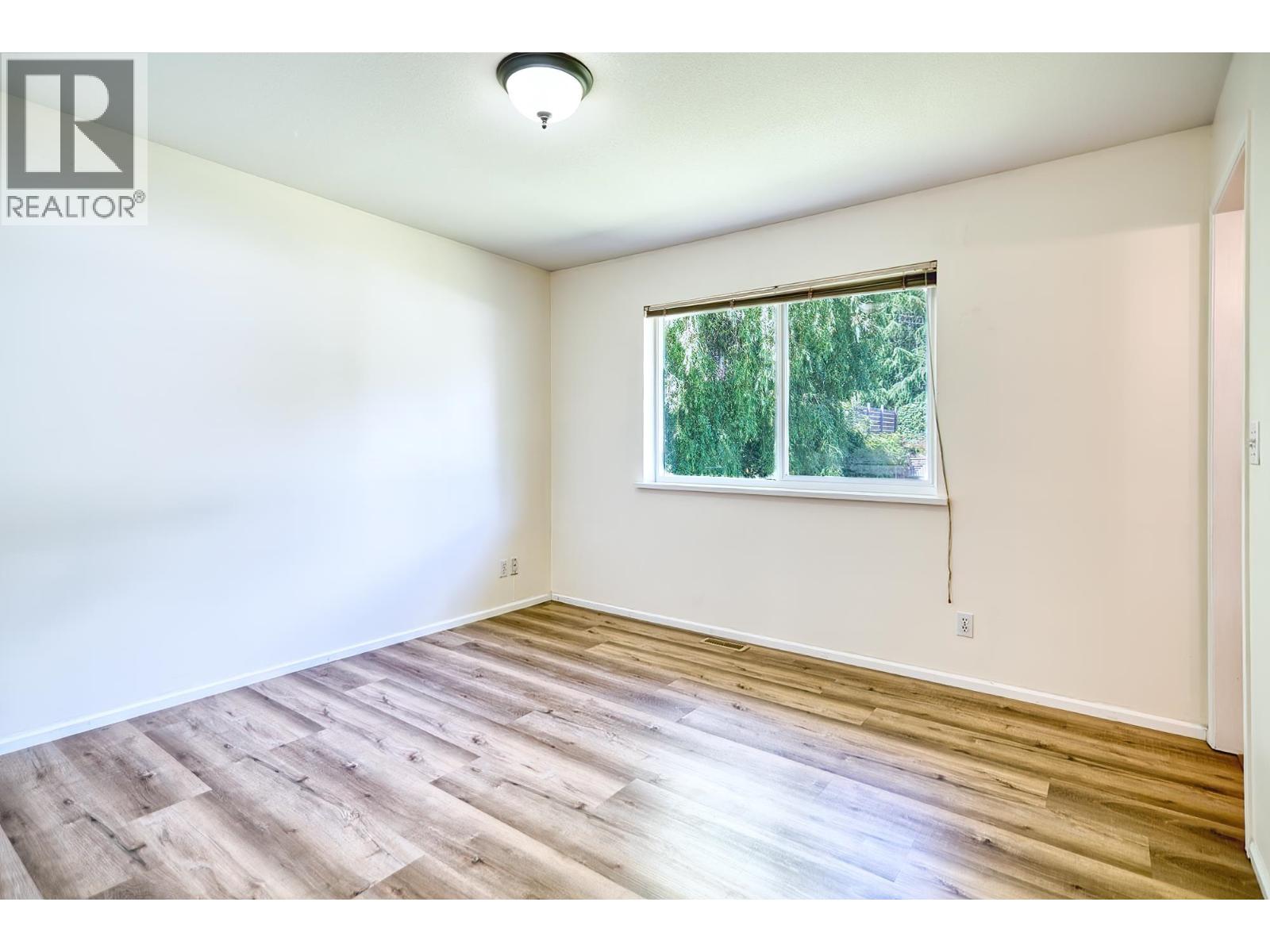 5833 Heron Place, Sechelt, British Columbia  V7Z 0R3 - Photo 21 - R3066280